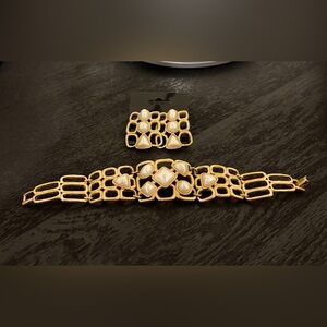 Avon Gold and Pearl Jewelry Set